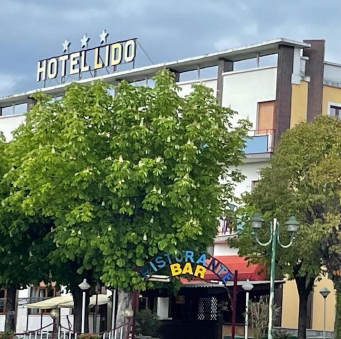 Hotel Lido فيفيروني المظهر الخارجي الصورة
